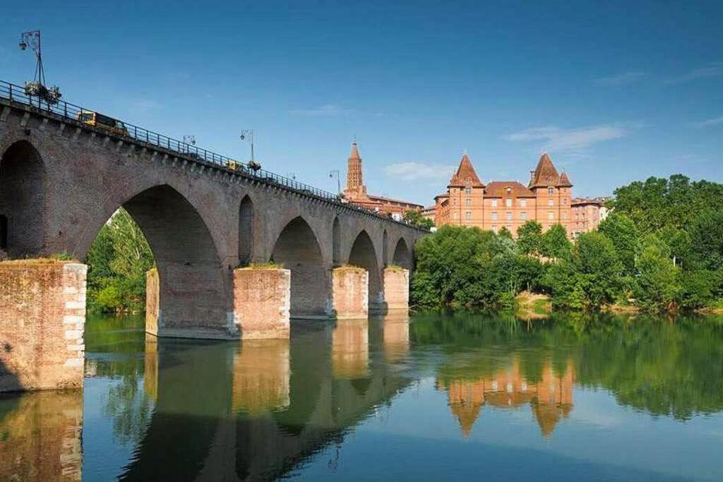 Le Theatre, Coeur De Ville Montauban Ngoại thất bức ảnh
